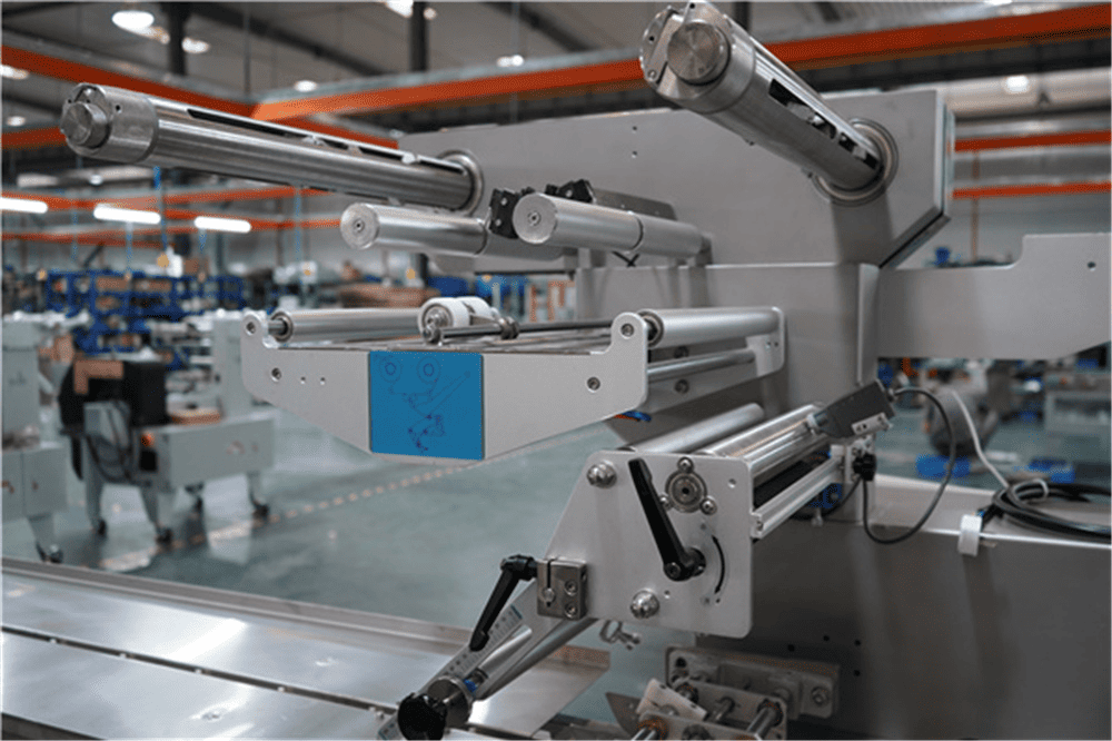 Sistemas de sellado rotativos frente a sistemas de sellado de movimiento de caja