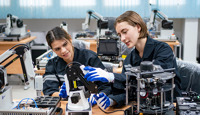 Single Machine Distributors Advantages